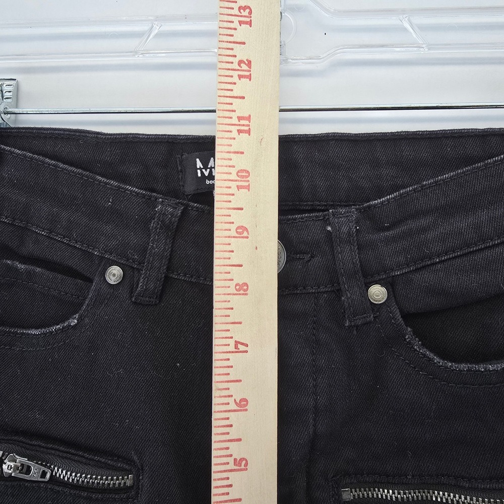 Boohoo Black Distressed Skinny Jeans for Men - Picture 11 of 16